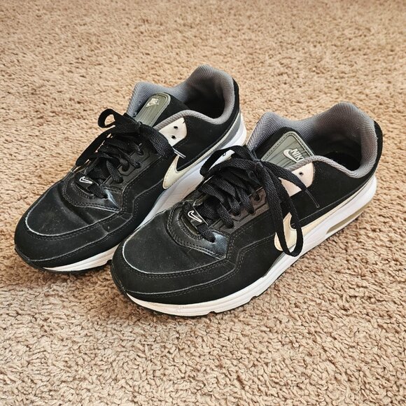 Nike Other - Nike Air Monarch IV Mens 9.5 Black White Training Shoes Sneakers BV1171-001